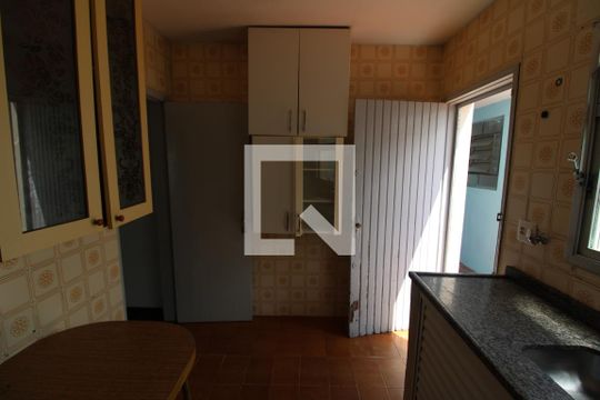 Cozinha de casa à venda com 3 quartos, 120m² em Tremembé, São Paulo