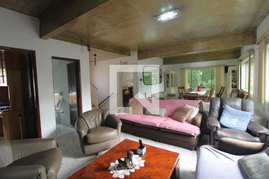 Sala de casa à venda com 4 quartos, 330m² em Jardim Umuarama, São Paulo