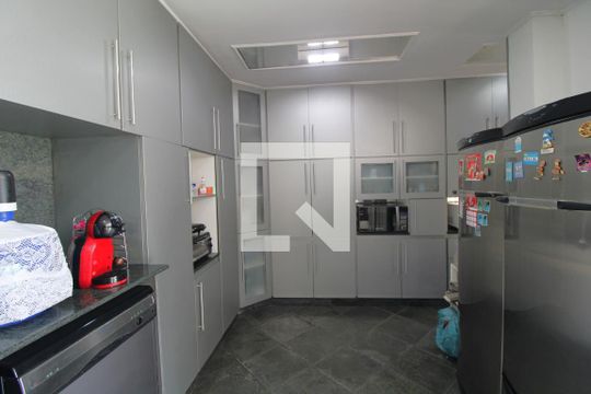 Cozinha de casa à venda com 4 quartos, 330m² em Jardim Umuarama, São Paulo