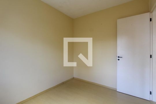 Quarto 1 de apartamento para alugar com 2 quartos, 44m² em São Sebastião, Porto Alegre