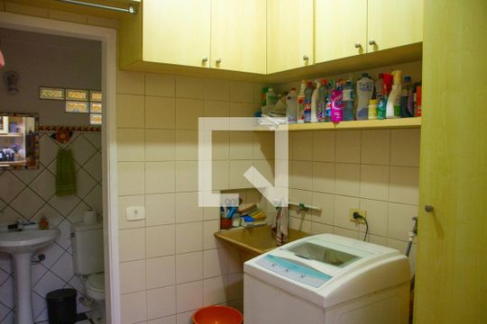 Área de Serviço de casa de condomínio à venda com 2 quartos, 119m² em Vila Albano, São Paulo