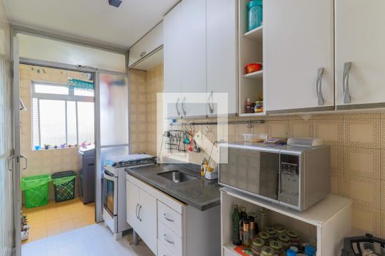 Cozinha de apartamento à venda com 2 quartos, 60m² em Santo Amaro, São Paulo