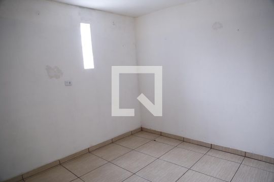 Quarto de casa para alugar com 1 quarto, 30m² em Piqueri, São Paulo