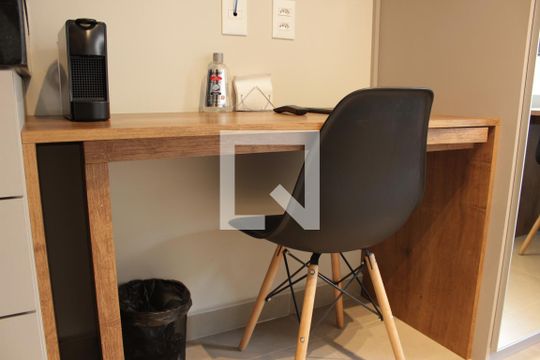 Cozinha de apartamento à venda com 1 quarto, 18m² em Pinheiros, São Paulo