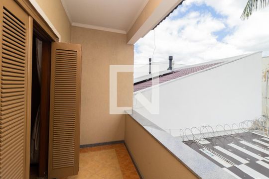 Quarto Suíte 1-Varanda de casa para alugar com 4 quartos, 700m² em Estância Velha, Canoas
