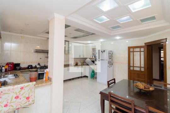 Cozinha de casa para alugar com 4 quartos, 700m² em Estância Velha, Canoas