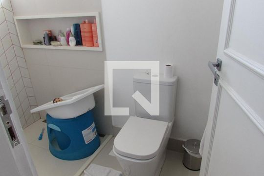 Banheiro da Suíte de apartamento à venda com 3 quartos, 210m² em Vila Suzana, São Paulo