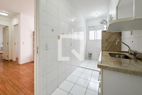 Cozinha de apartamento à venda com 2 quartos, 54m² em Liberdade, São Paulo