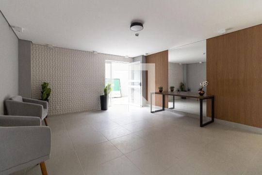 Hall de Entrada de apartamento à venda com 1 quarto, 64m² em Vila Moraes, São Paulo