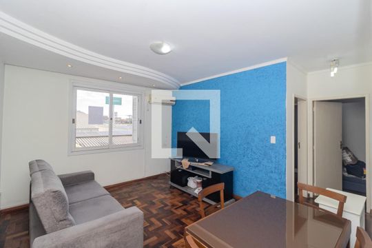 Sala de apartamento à venda com 2 quartos, 51m² em Centro, Canoas