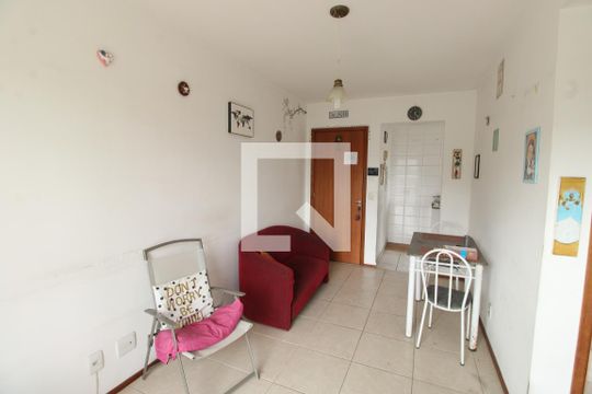 Sala de apartamento à venda com 2 quartos, 48m² em Irajá, Rio de Janeiro