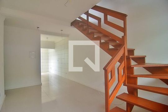 Sala de casa de condomínio à venda com 3 quartos, 124m² em Harmonia, Canoas