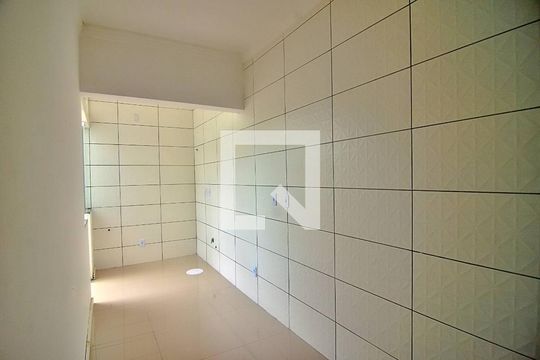 Cozinha de casa de condomínio à venda com 3 quartos, 124m² em Harmonia, Canoas
