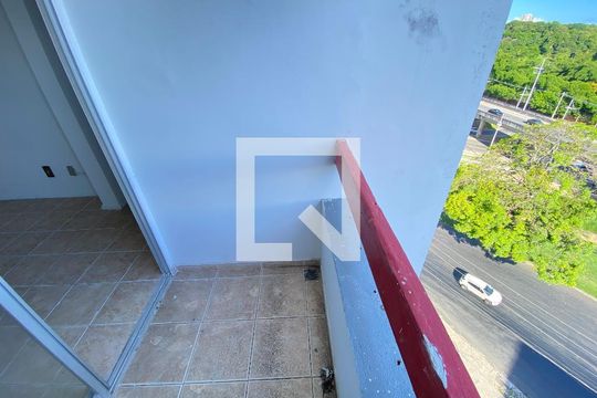 Varanda da Sala de apartamento para alugar com 1 quarto, 50m² em Candeal, Salvador