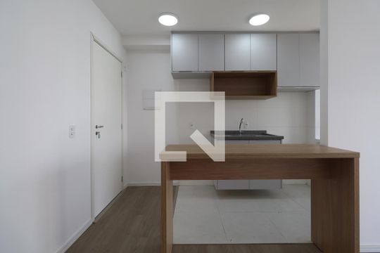Cozinha de apartamento para alugar com 2 quartos, 55m² em Jardim, Santo André