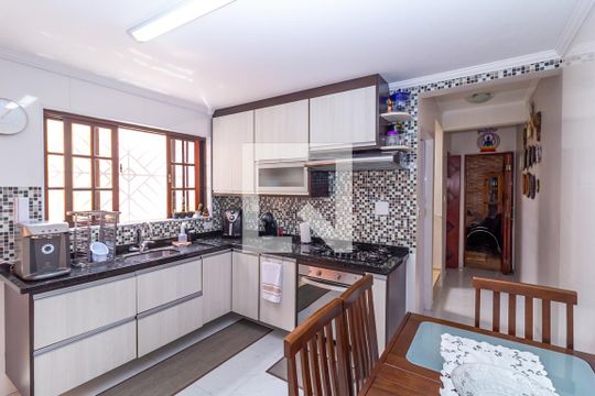 Cozinha de casa à venda com 3 quartos, 169m² em Vila Ivg, São Paulo