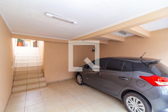 Garagem de casa à venda com 3 quartos, 169m² em Vila Ivg, São Paulo