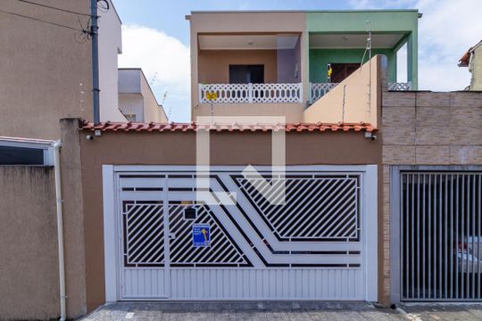 Fachada de casa à venda com 3 quartos, 169m² em Vila Ivg, São Paulo