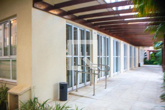 Área comum de apartamento à venda com 2 quartos, 58m² em Vila Nova, Porto Alegre