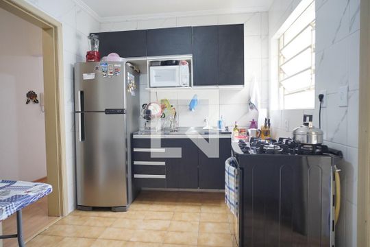 Cozinha de apartamento à venda com 3 quartos, 105m² em Cristo Redentor, Porto Alegre