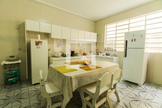 Cozinha de casa para alugar com 3 quartos, 320m² em Tatuapé, São Paulo