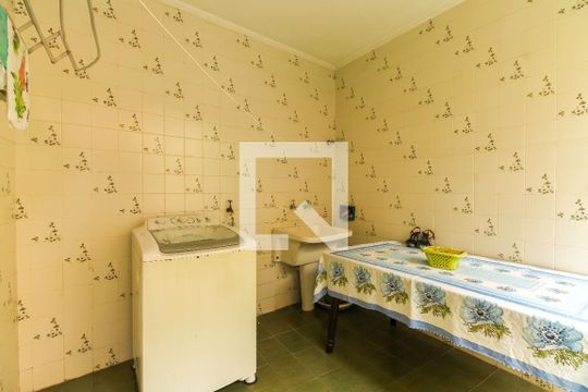 Área serviço de casa para alugar com 3 quartos, 320m² em Tatuapé, São Paulo