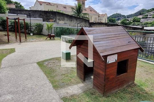 Área comum de apartamento para alugar com 2 quartos, 43m² em Engenheiro Leal, Rio de Janeiro