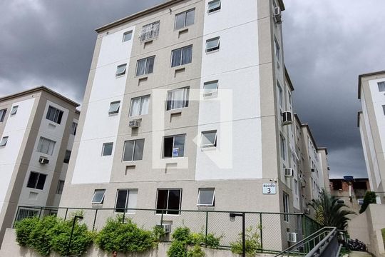 Fachada do bloco de apartamento para alugar com 2 quartos, 43m² em Engenheiro Leal, Rio de Janeiro