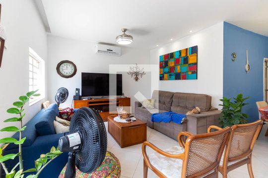 Casa à venda com 4 quartos, 250m² em Fonseca, Niterói