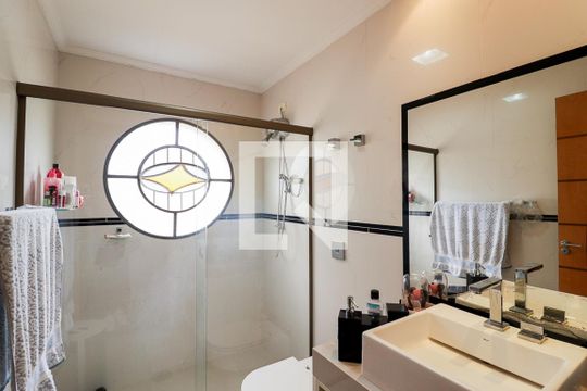 Banheiro Suite de casa à venda com 3 quartos, 203m² em Santa Teresinha, São Paulo