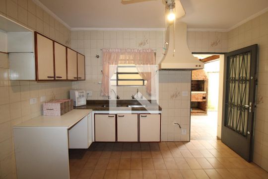 Cozinha de casa à venda com 5 quartos, 210m² em Jardim São Paulo(zona Norte), São Paulo