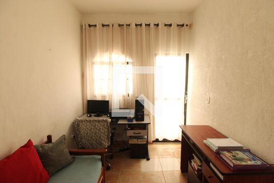 Quarto 2 de casa à venda com 4 quartos, 300m² em Vila da Penha, Rio de Janeiro