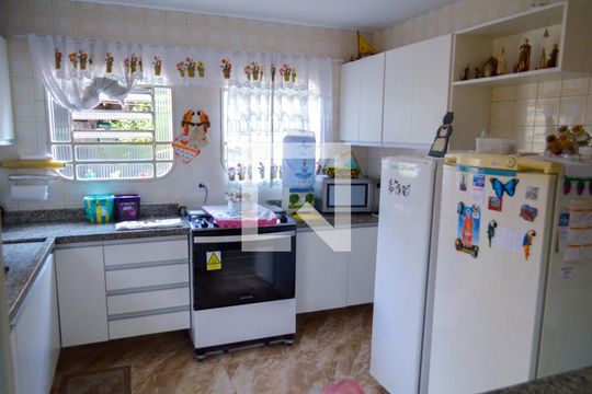 Cozinha de casa à venda com 2 quartos, 190m² em Jardim Bonfiglioli, São Paulo
