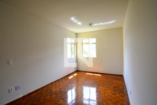Apartamento para alugar com 2 quartos, 80m² em Monsenhor Messias, Belo Horizonte