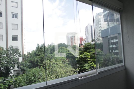 Varanda de kitnet/studio à venda com 1 quarto, 24m² em Vila Madalena, São Paulo