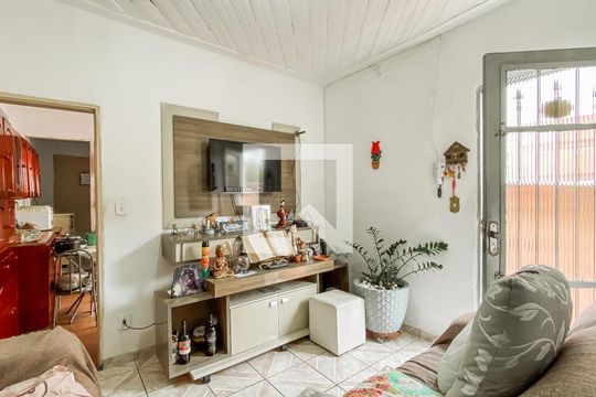 Casa à venda com 4 quartos, 120m² em Cangaiba, São Paulo
