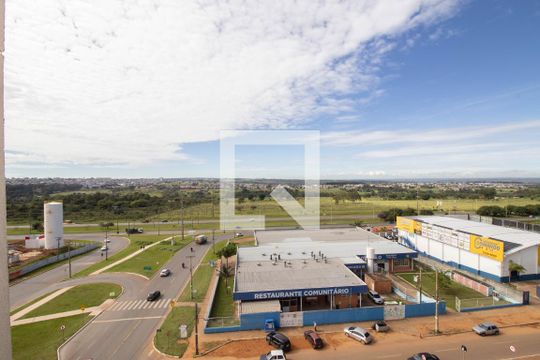 Vista de apartamento para alugar com 3 quartos, 65m² em Qs 501, Brasília