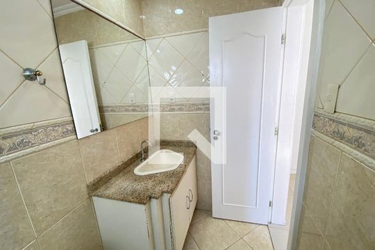 Banheiro da Suíte de apartamento para alugar com 3 quartos, 134m² em Pituba, Salvador