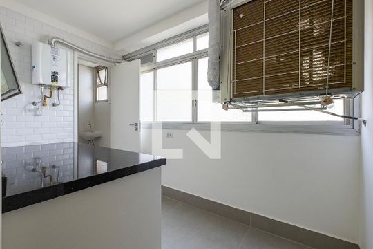 Área de Serviço de apartamento para alugar com 3 quartos, 150m² em Jardim Paulista, São Paulo