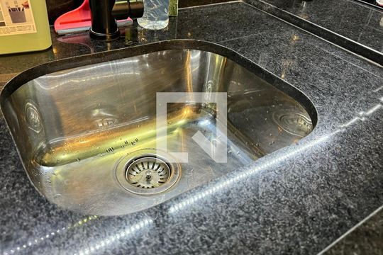 Cozinha de kitnet/studio à venda com 1 quarto, 33m² em Indianópolis, São Paulo