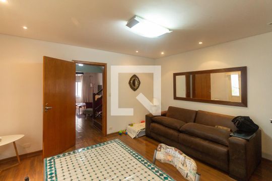 Sala de casa à venda com 4 quartos, 248m² em Jardim Nossa Senhora Aparecida, São Paulo