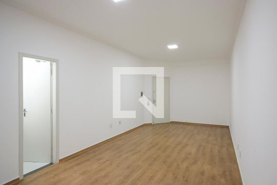 Sala/Quarto de kitnet/studio para alugar com 1 quarto, 30m² em Centro, São Caetano do Sul