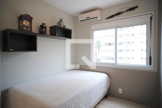 Quarto de apartamento à venda com 2 quartos, 89m² em Mont Serrat, Porto Alegre