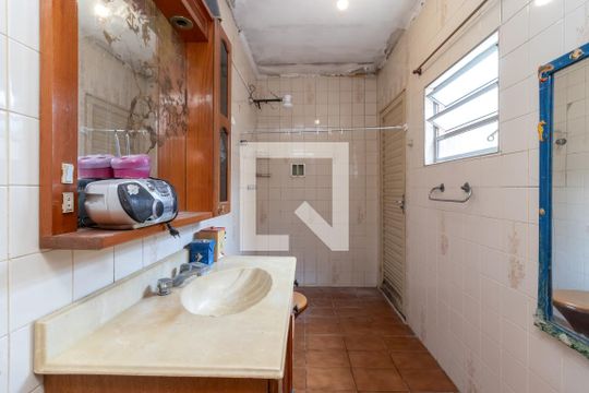 Banheiro da Suíte de casa à venda com 3 quartos, 110m² em Água Fria, São Paulo