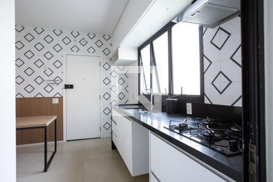 Cozinha de apartamento para alugar com 3 quartos, 190m² em Perdizes, São Paulo