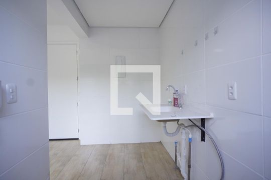 Cozinha de apartamento à venda com 2 quartos, 42m² em Morro Santana, Porto Alegre