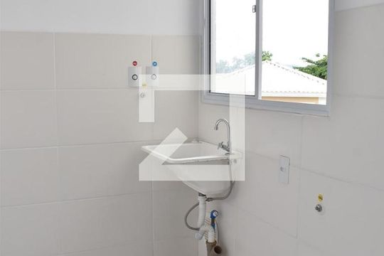 Área de Serviço de apartamento para alugar com 2 quartos, 44m² em Campo Grande, Rio de Janeiro