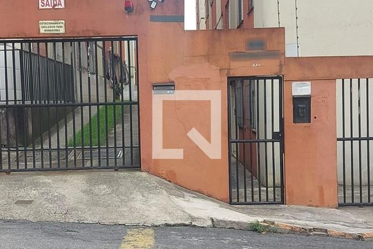 Fachada de apartamento à venda com 2 quartos, 45m² em Centro, Contagem