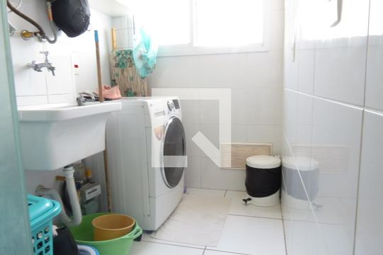 Lavanderia de apartamento à venda com 2 quartos, 56m² em Vila Mangalot, São Paulo