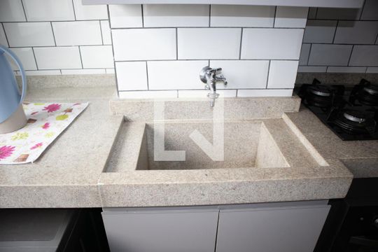 Sala e Cozinha de apartamento à venda com 2 quartos, 43m² em Vila Gustavo, São Paulo